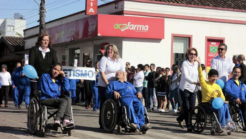 Nova Veneza comemora Dia da Independência com grande desfile