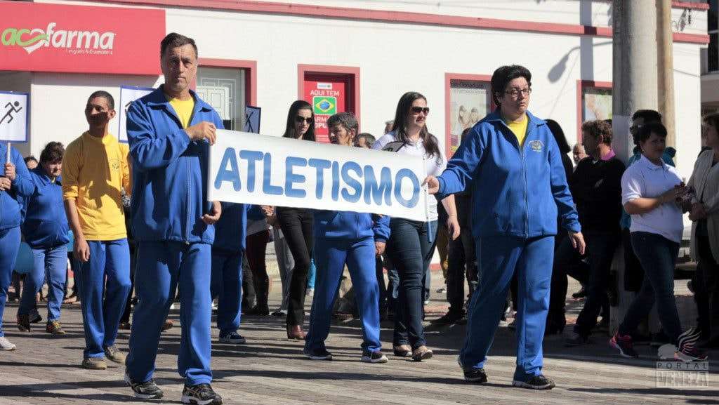 Nova Veneza comemora Dia da Independência com grande desfile