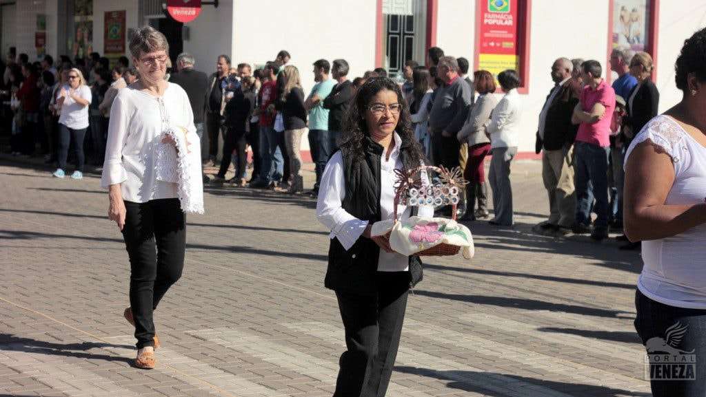 Nova Veneza comemora Dia da Independência com grande desfile