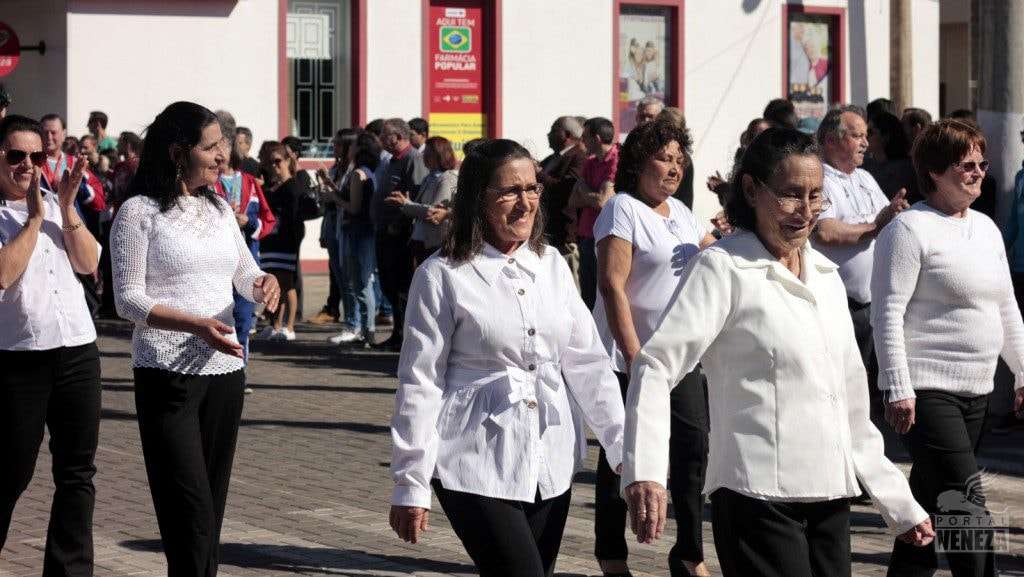 Nova Veneza comemora Dia da Independência com grande desfile