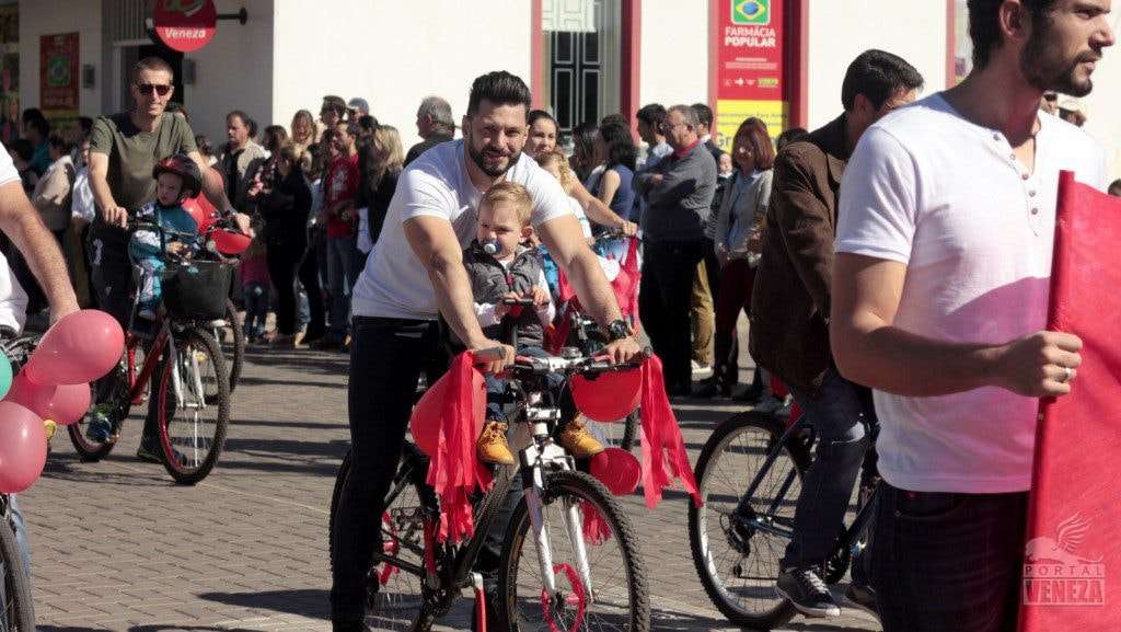 Nova Veneza comemora Dia da Independência com grande desfile