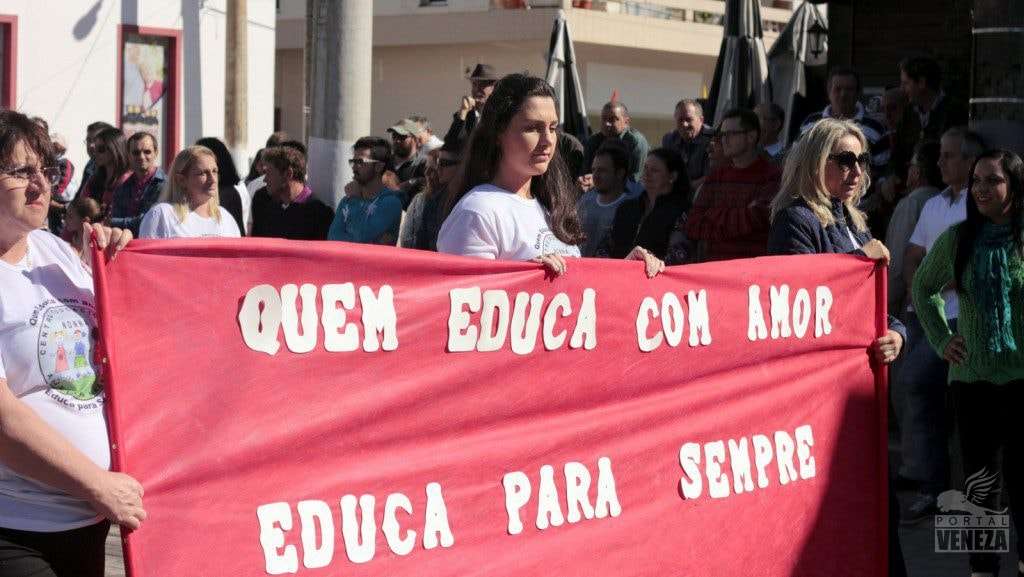 Nova Veneza comemora Dia da Independência com grande desfile