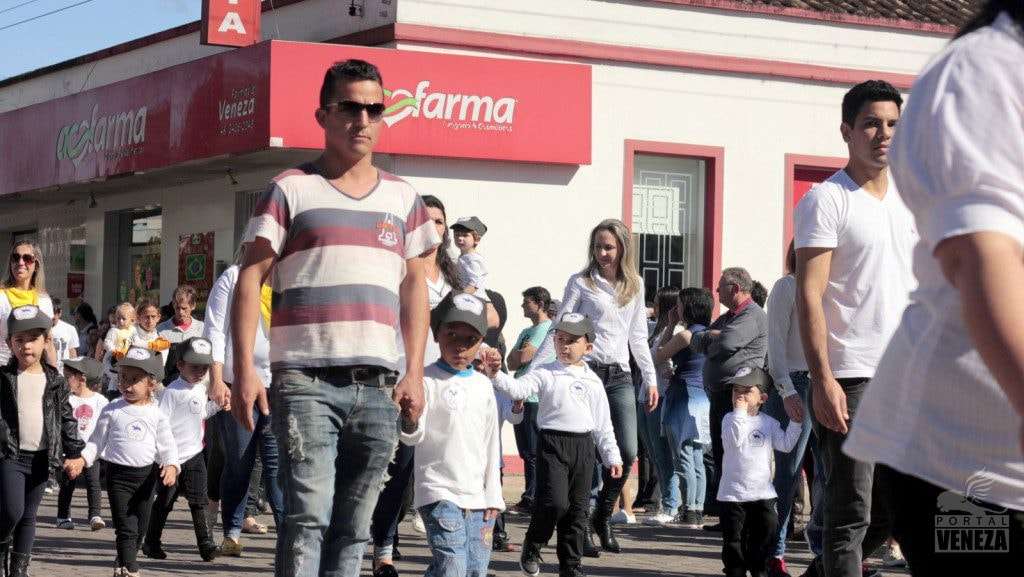 Nova Veneza comemora Dia da Independência com grande desfile