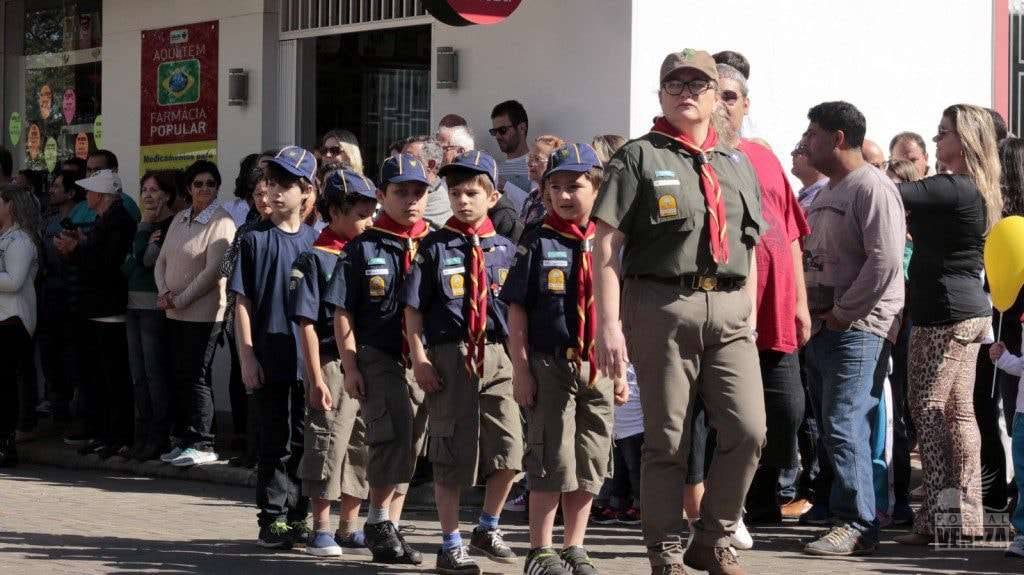 Nova Veneza comemora Dia da Independência com grande desfile
