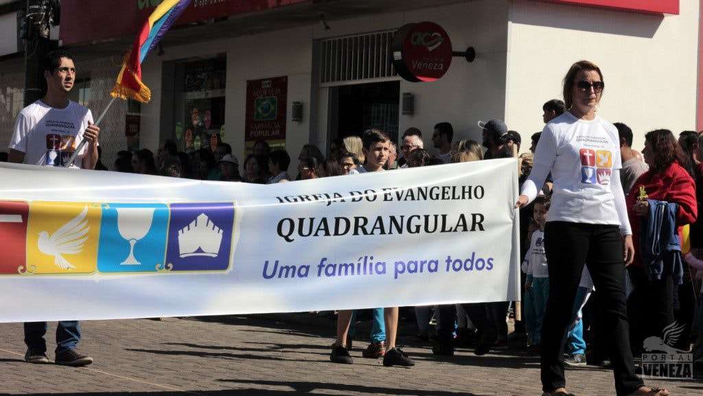 Nova Veneza comemora Dia da Independência com grande desfile