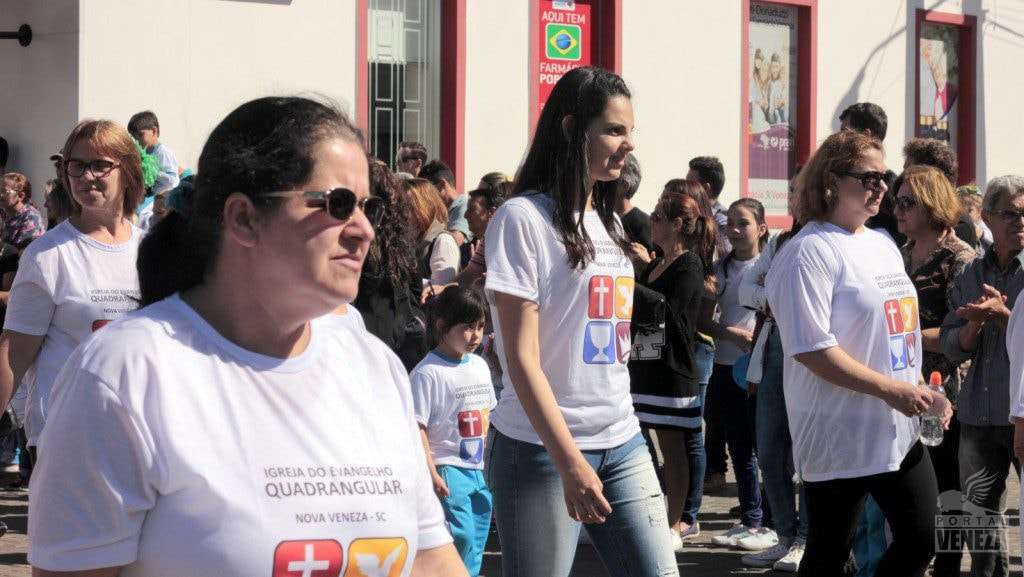 Nova Veneza comemora Dia da Independência com grande desfile