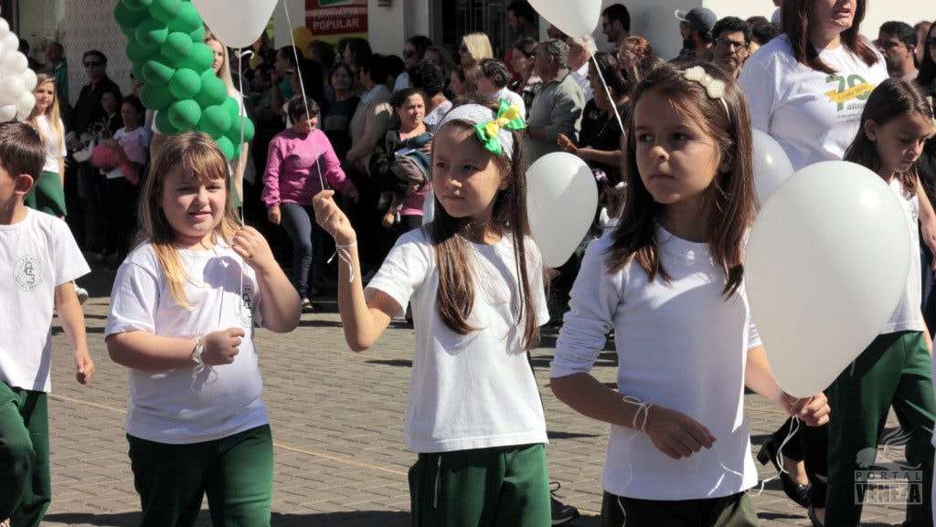Nova Veneza comemora Dia da Independência com grande desfile