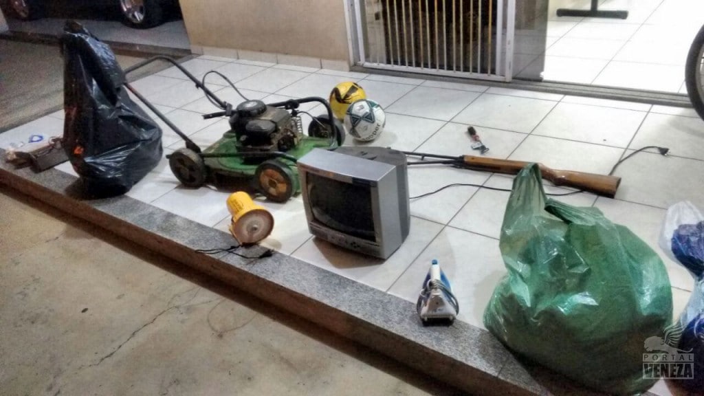 Veículo furtado no Caravaggio se envolve em acidente no Jardim Florença 6 Veículo furtado no Caravaggio se envolve em acidente no Jardim Florença