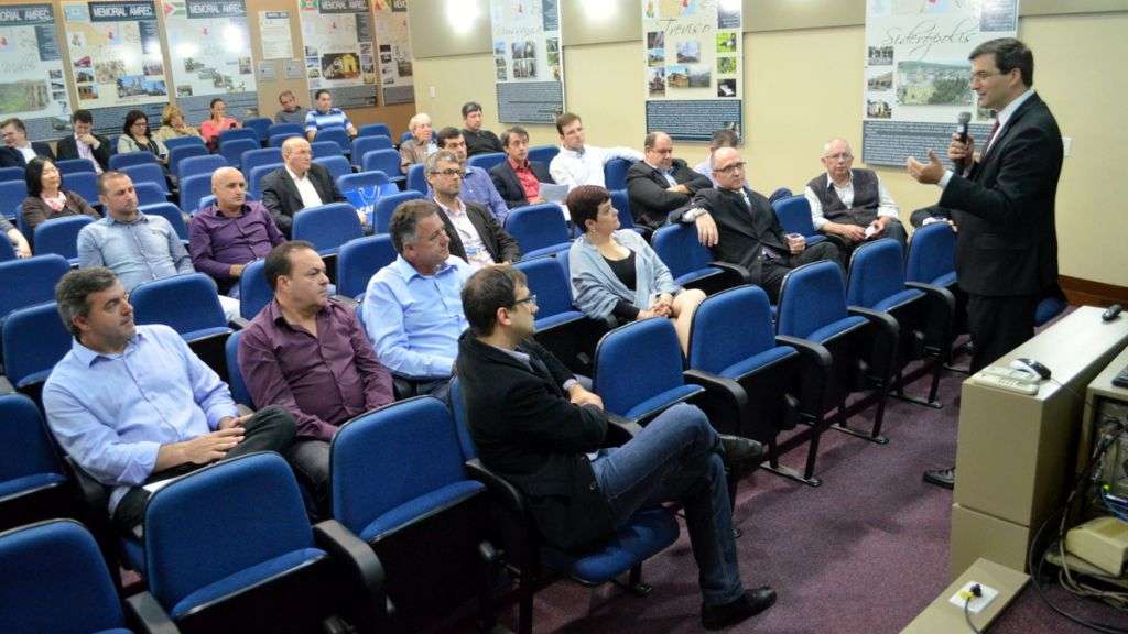 Caixa reúne prefeitos eleitos na Amrec 3 Caixa reúne prefeitos eleitos na Amrec