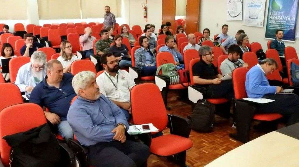 Membros do Comitê Araranguá participam do Fórum Catarinense de Comitês de Bacias Hidrográficas