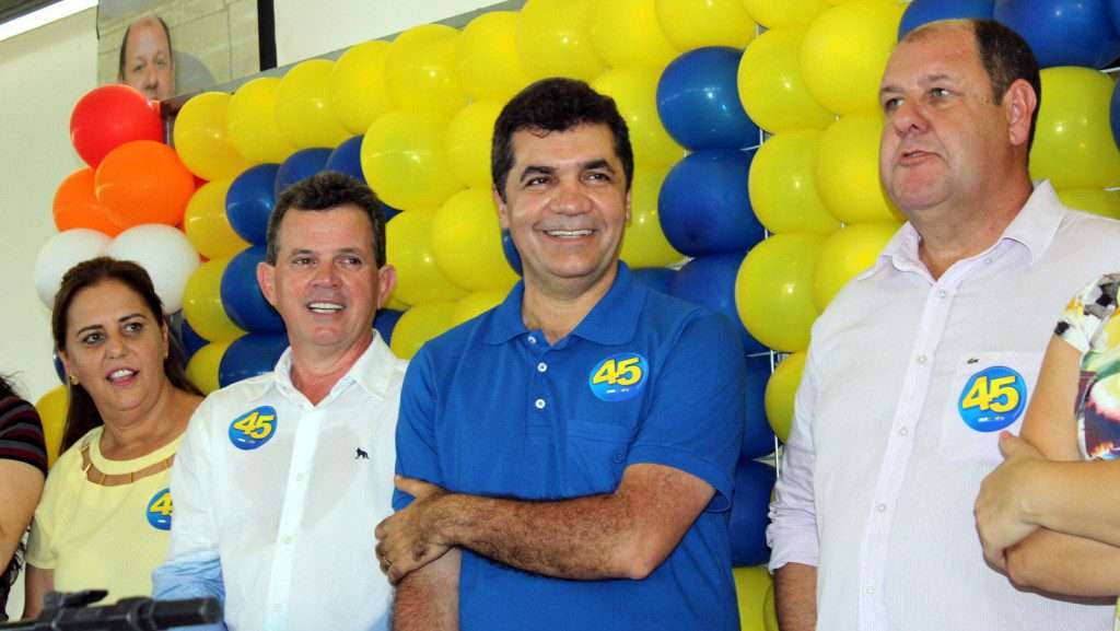 Festa da vitória de Géio e Zé reúne mais de três mil pessoas no São Bento Baixo