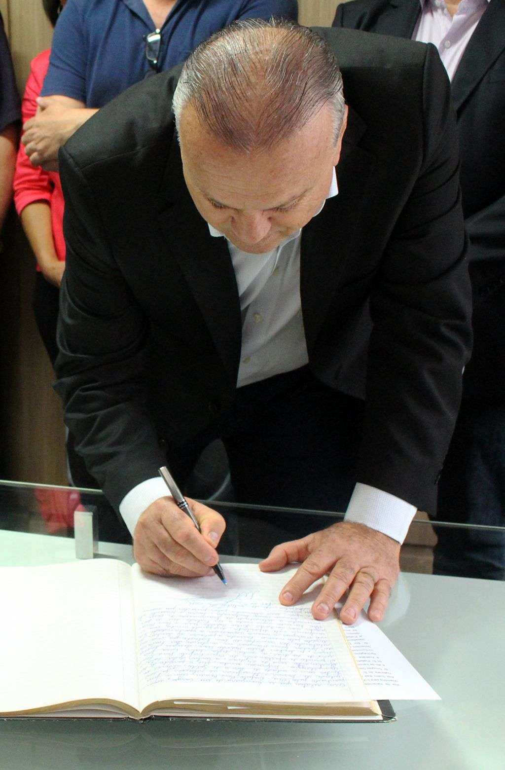 Vereador Joênio Marques assume interinamente prefeitura de Siderópolis 4 Vereador Joênio Marques assume interinamente prefeitura de Siderópolis