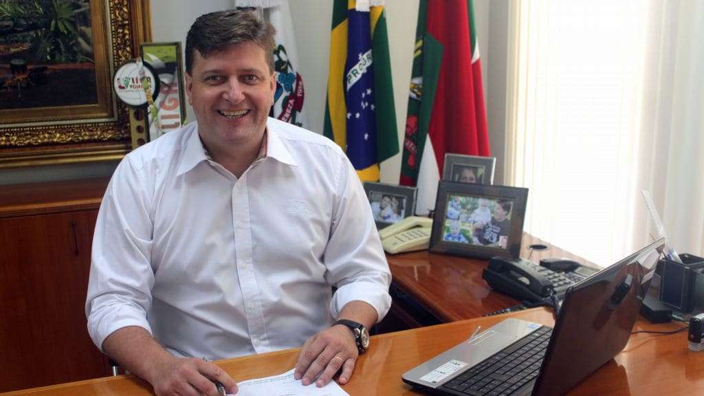 Escolas de Nova Veneza terão diretores eleitos pela comunidade 2 Escolas de Nova Veneza terão diretores eleitos pela comunidade