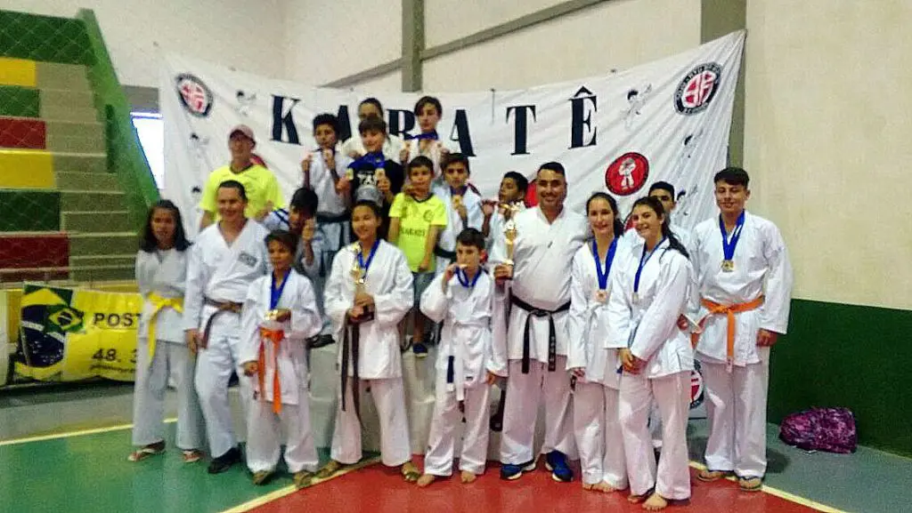 Equipe de Karatê do Caravaggio conquista Campeonato Estadual