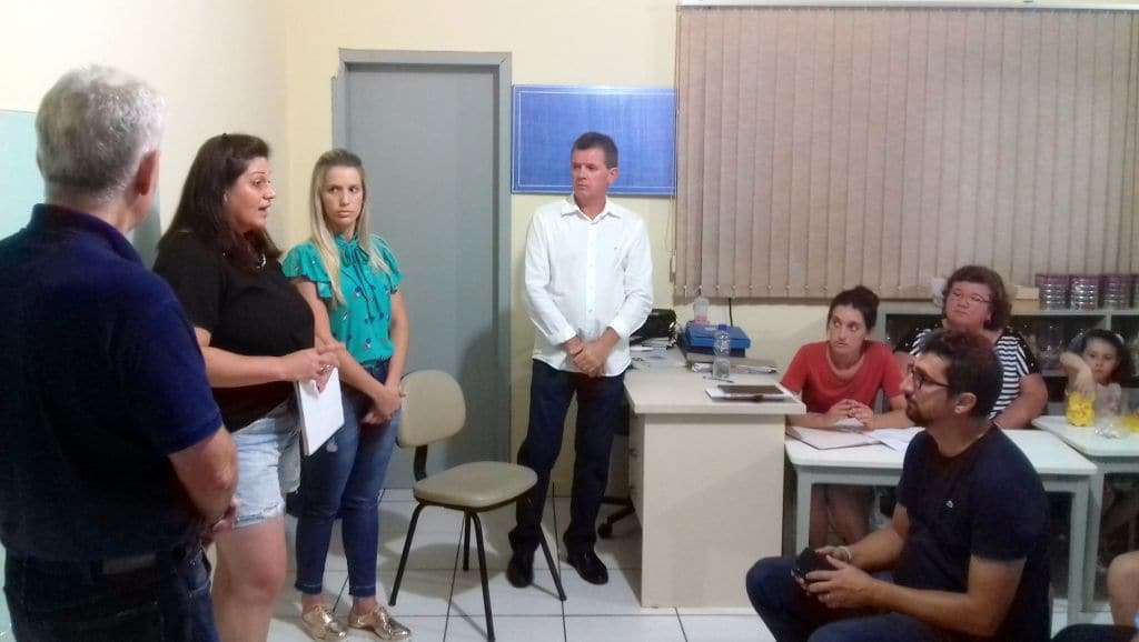 Secretaria de Educação de Nova Veneza lança projeto piloto de Ensino Fundamental em tempo integral 2 Secretaria de Educação de Nova Veneza lança projeto piloto de Ensino Fundamental em tempo integral