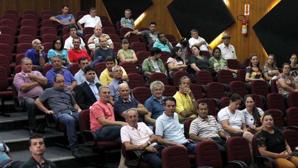 Novos secretários municipais são empossados em Nova Veneza 13 Novos secretários municipais são empossados em Nova Veneza