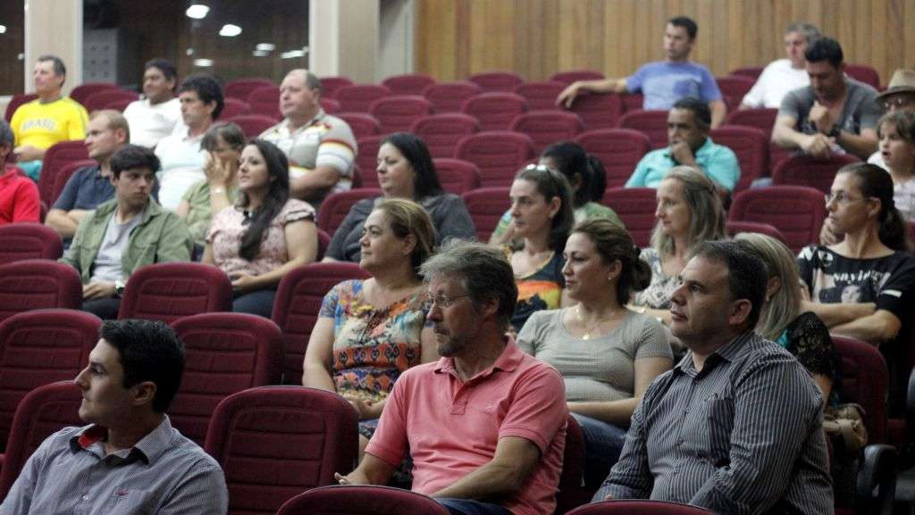 Novos secretários municipais são empossados em Nova Veneza 11 Novos secretários municipais são empossados em Nova Veneza