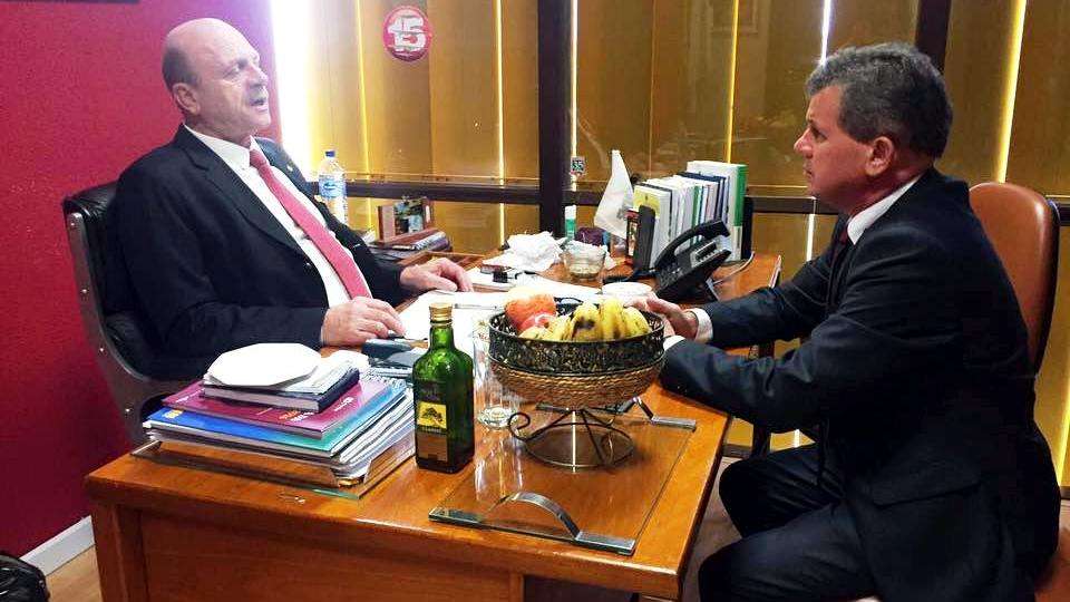 Os bastidores da primeira sessão ordinária da Câmara de Vereadores foram agitados 2 Os bastidores da primeira sessão ordinária da Câmara de Vereadores foram agitados