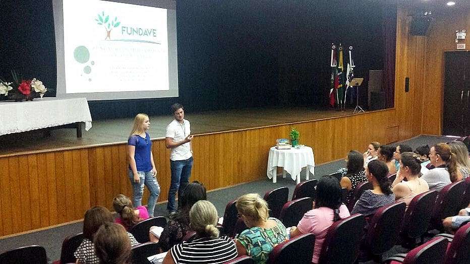 Programa Educação Ambiental Escolar é apresentado às diretoras da rede municipal 2 Programa Educação Ambiental Escolar é apresentado às diretoras da rede municipal