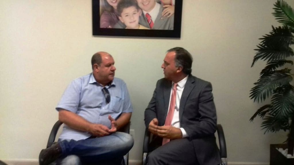 O vereador Dado Ghislandi (PMDB) na primeira sessão apresentou várias indicações do plano de trabalho 1 O vereador Dado Ghislandi (PMDB) na primeira sessão apresentou várias indicações do plano de trabalho