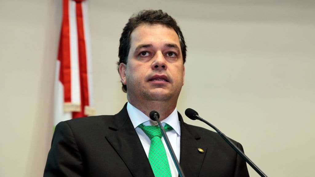 Deputado Rodrigo Minotto critica Reforma da Previdência