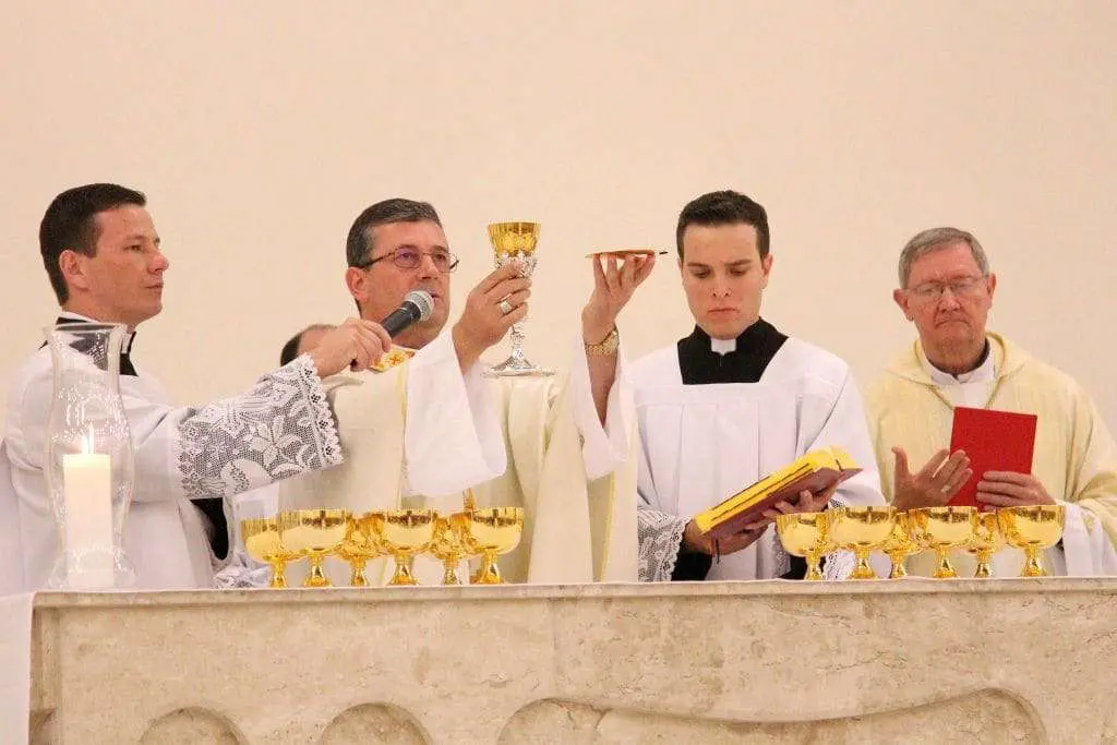 Dom Onécimo Alberton celebra quarta Missa no Santuário do Sagrado Coração de Jesus