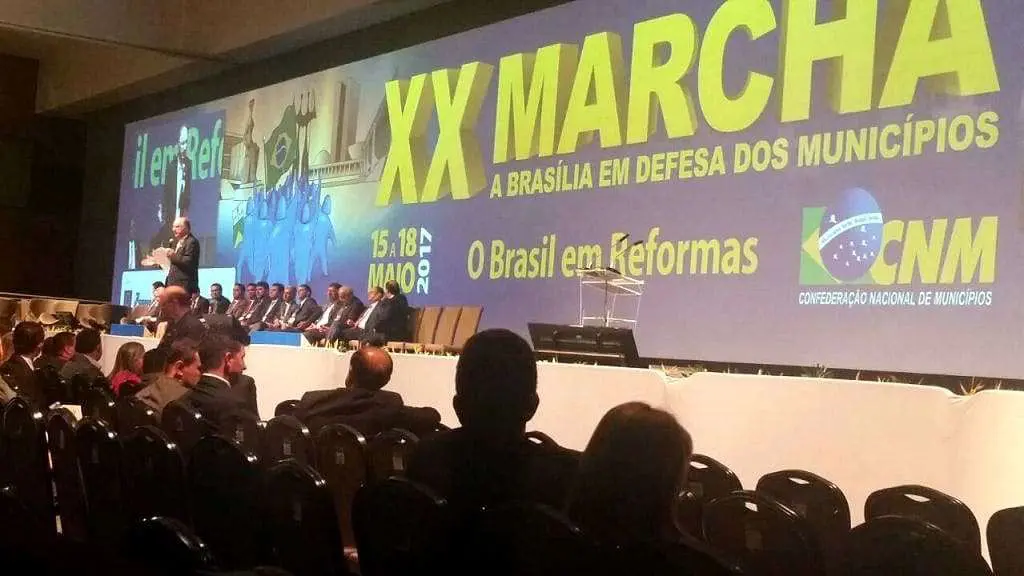 Prefeitos da Amrec participam da XX Marcha a Brasília