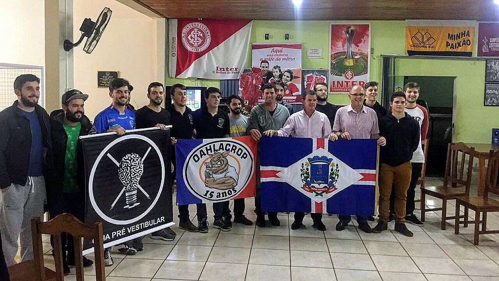 Time Oahlacrop representa Nova Veneza no Campeonato de Futsal da Liga Atlética Criciumense