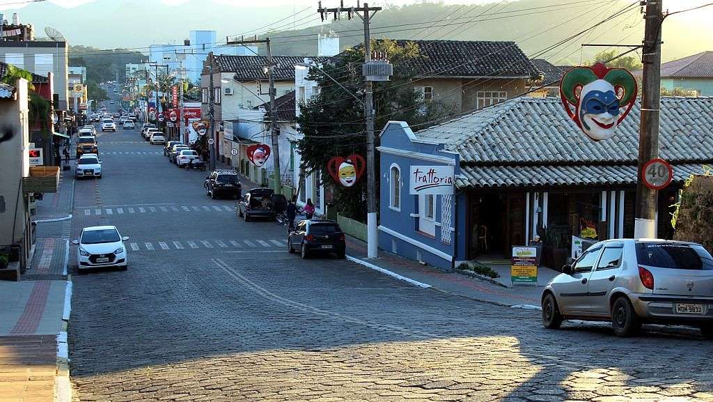 Nova Veneza decorada para 13ª Festa da Gastronomia