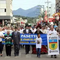 Desfile das Famílias 2017 "Saga dos Valentes" - Parte II