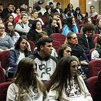 Estudantes de Nova Veneza ouvem sobre o papel do Comitê Araranguá