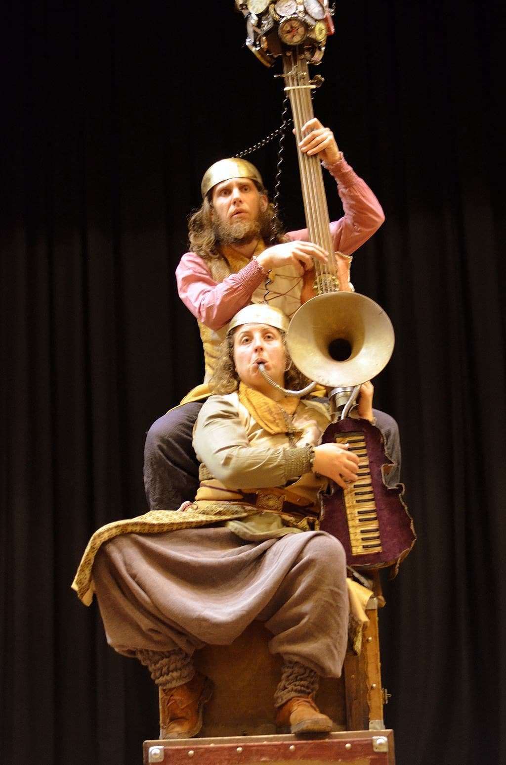 Grupo criciumense de teatro inicia turnê estadual pelo SESC amanhã, 22. 2 Grupo criciumense de teatro inicia turnê estadual pelo SESC amanhã, 22.