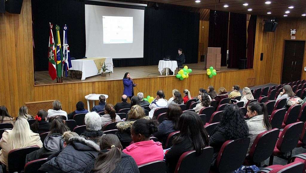 XI Conferência Municipal de Assistência Social é realizada em Nova Veneza 1 XI Conferência Municipal de Assistência Social é realizada em Nova Veneza