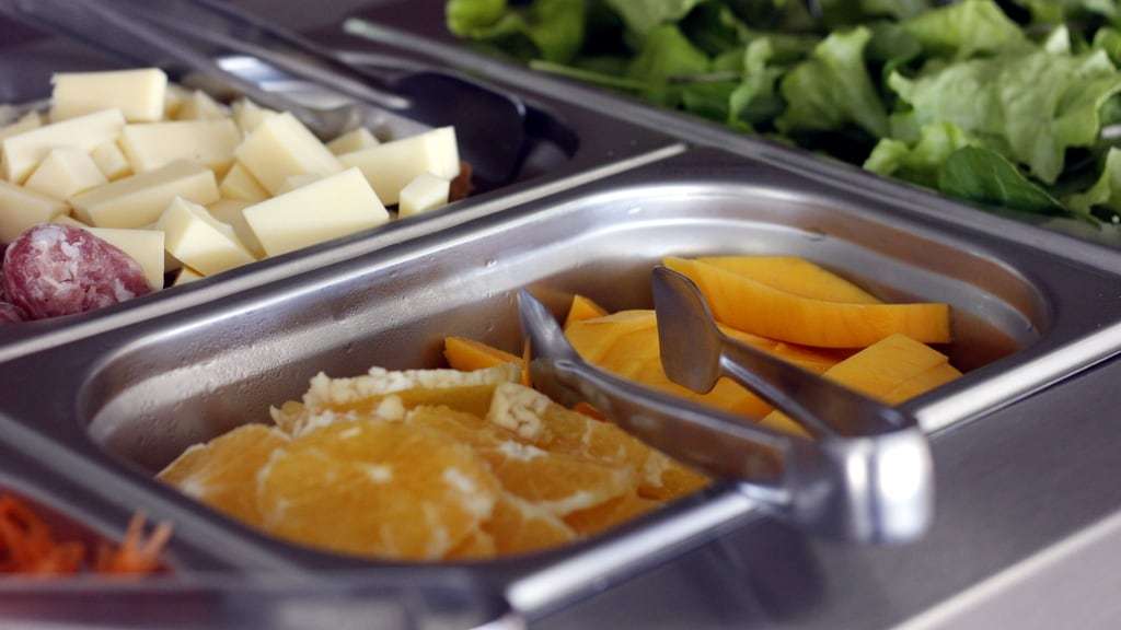 Em Nova Veneza restaurante serve feijoada aos sábados e faz sucesso