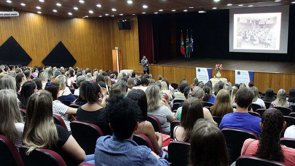 Saúde Mental do Professor e Relacionamento Interpessoal são temas de formação continuada em Nova Veneza 3 Saúde Mental do Professor e Relacionamento Interpessoal são temas de formação continuada em Nova Veneza