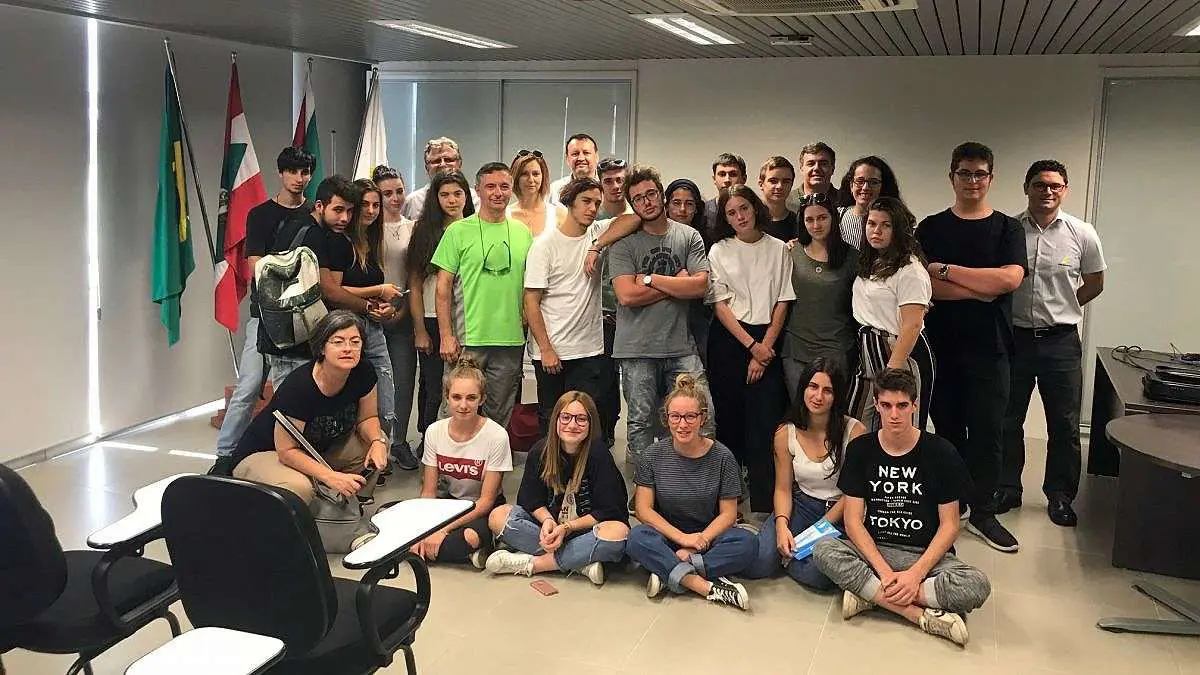 Coopera recebe estudantes e professores italianos