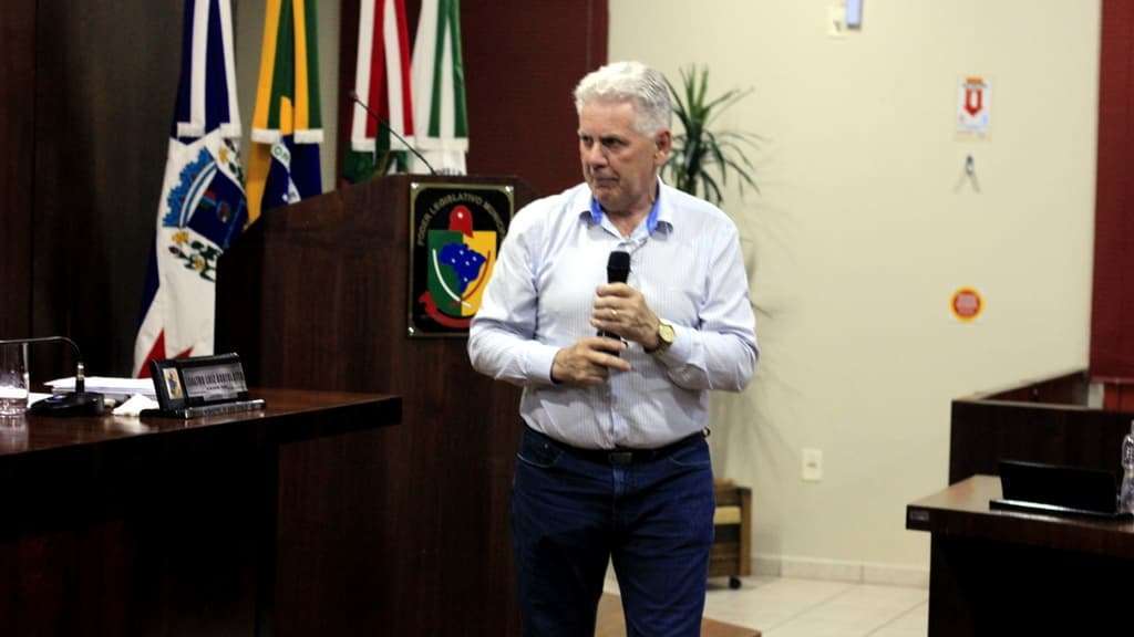 Câmara de Vereadores recebe secretário de educação 7 Câmara de Vereadores recebe secretário de educação