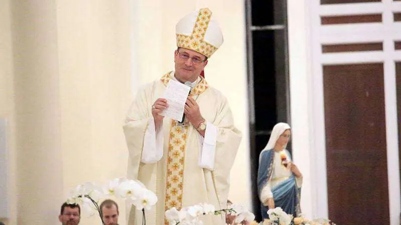 Dom Onécimo celebra 25 anos de sacerdócio em sua terra natal