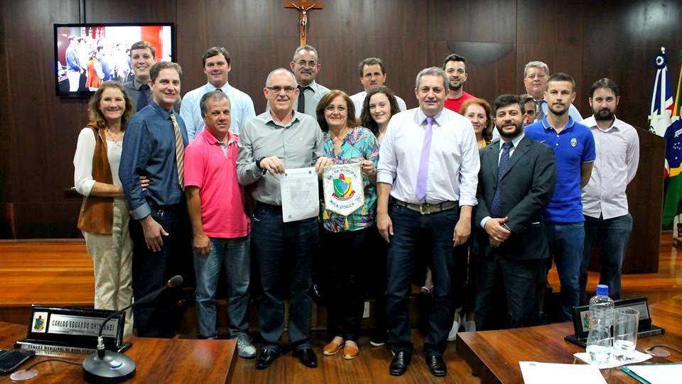 Noite de homenagens na Câmara de Vereadores 1 22657507_1454867934628580_1101279778_n