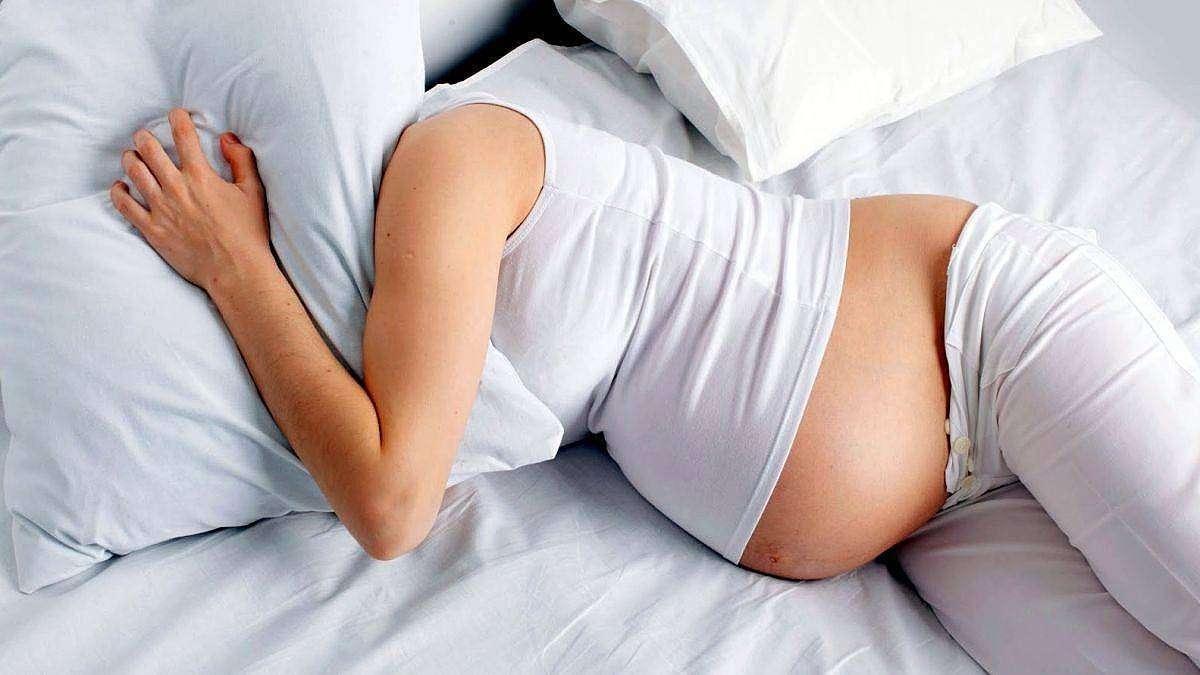 Sono fora de hora é o segundo sintoma de gravidez mais comum, revela pesquisa