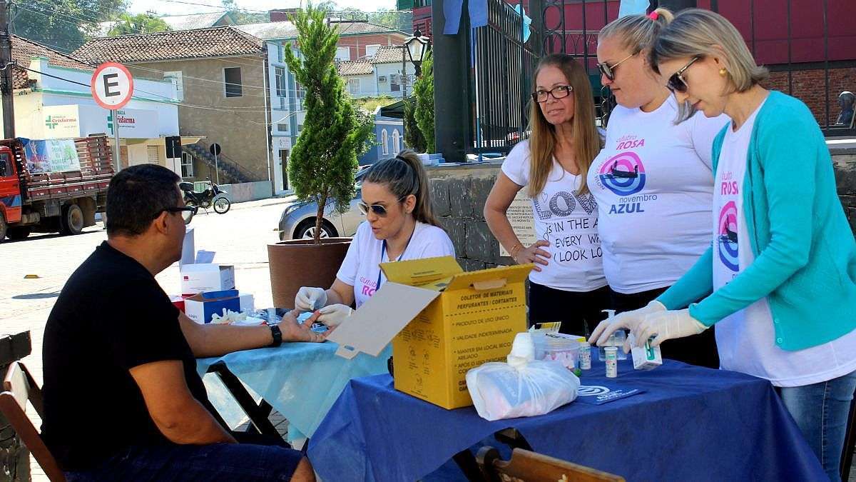 Homens participam das ações do Dia de D do Novembro Azul em Nova Veneza 9 IMG_1418