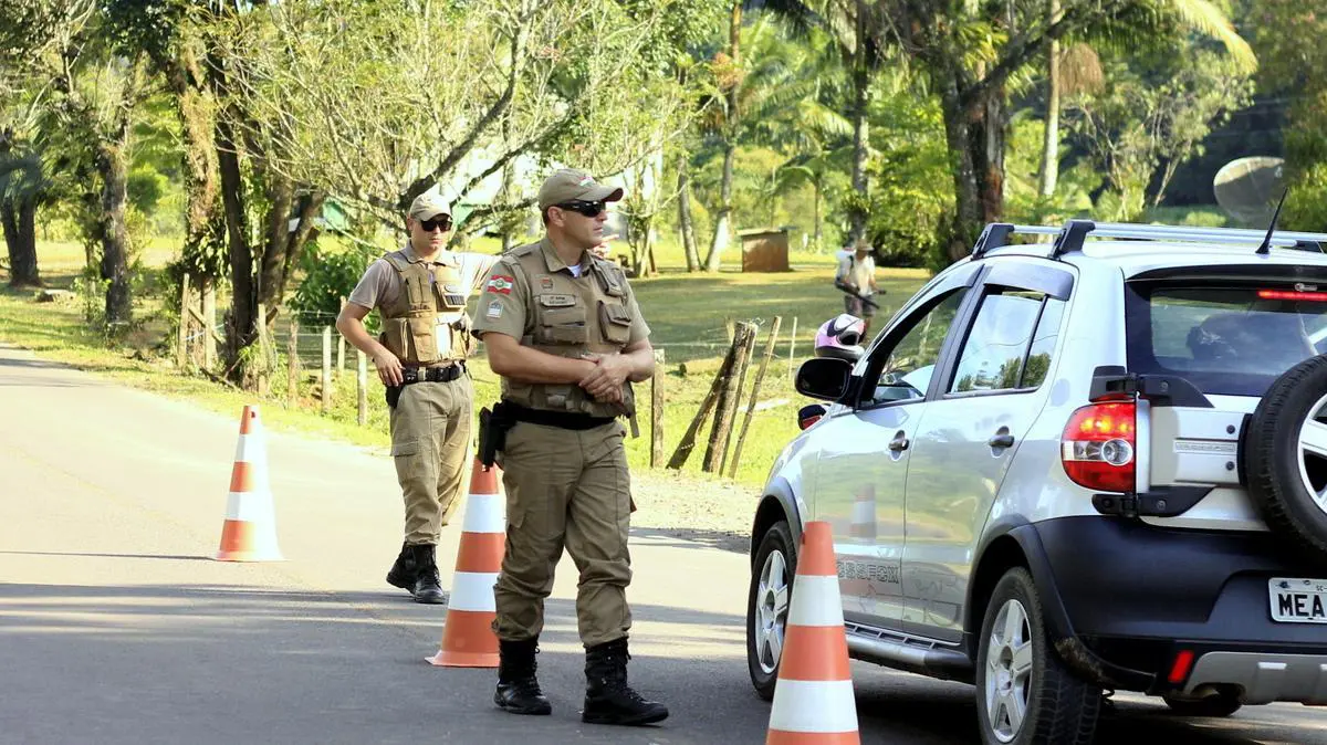 Comunidade de São José passa a receber blitzes da Polícia Militar