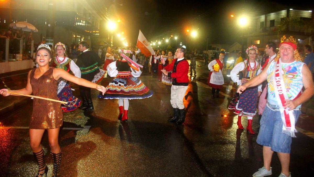 CarnaRincão 2018: desfile dos municípios levanta público nas arquibancadas 4 IMG_5917