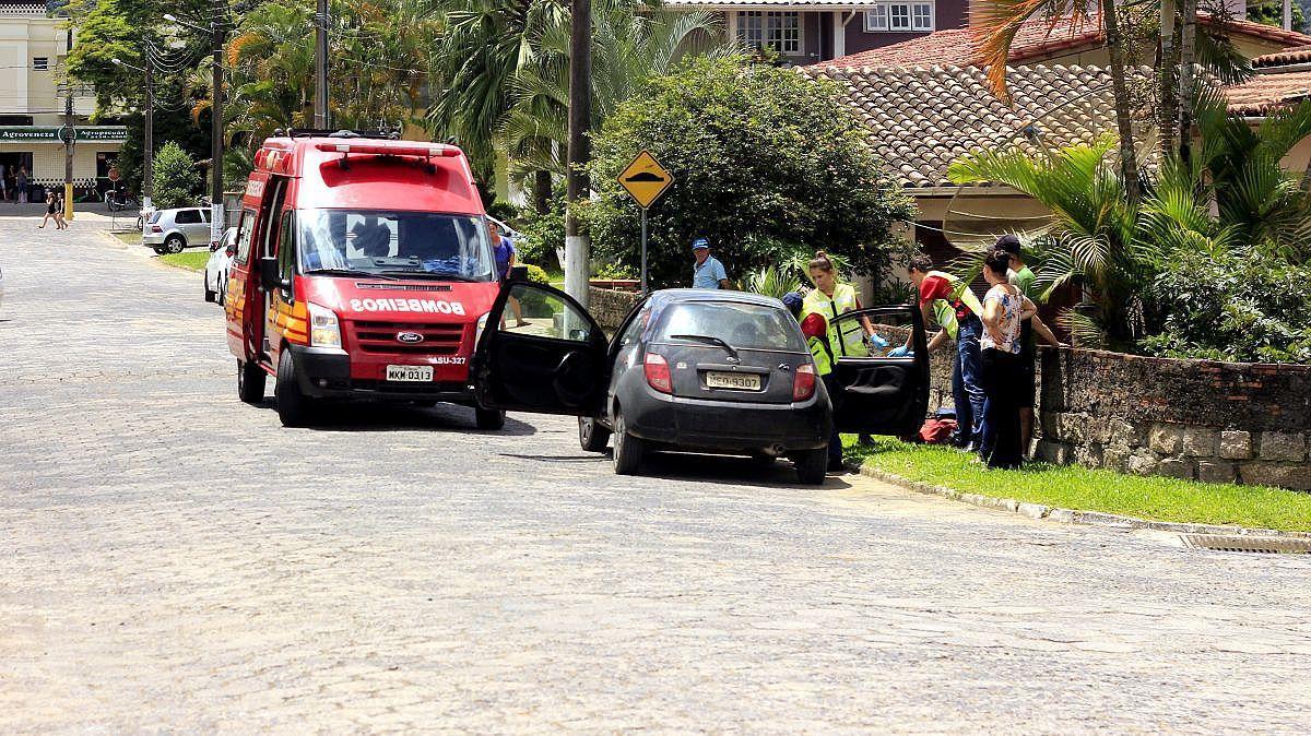 Acidente de trânsito é registrado no Centro de Nova Veneza 2 _MG_5360