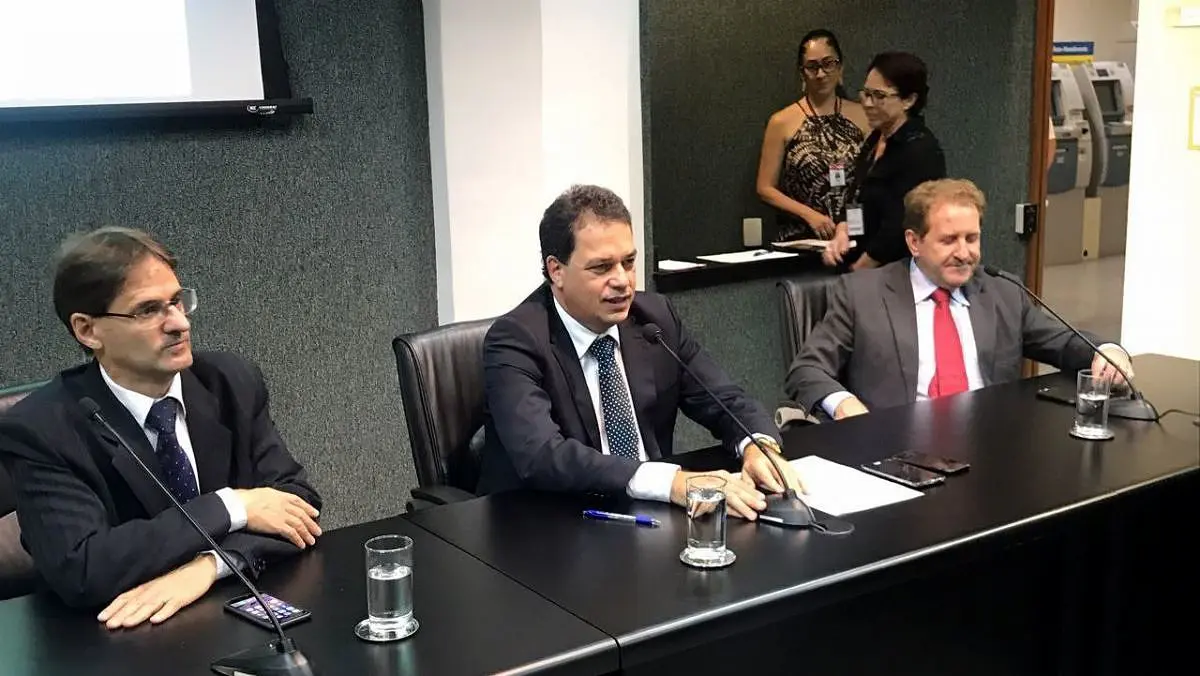 Deputado Rodrigo Minotto é reeleito presidente da Comissão do Mercosul