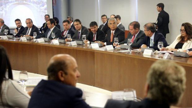 Em primeira viagem a Brasília, governador Eduardo Pinho Moreira discute ações de segurança e saúde 1 brasilia_-_governador_participa_de_reuniao_com_presidente_da_republica_20180301_1378538528