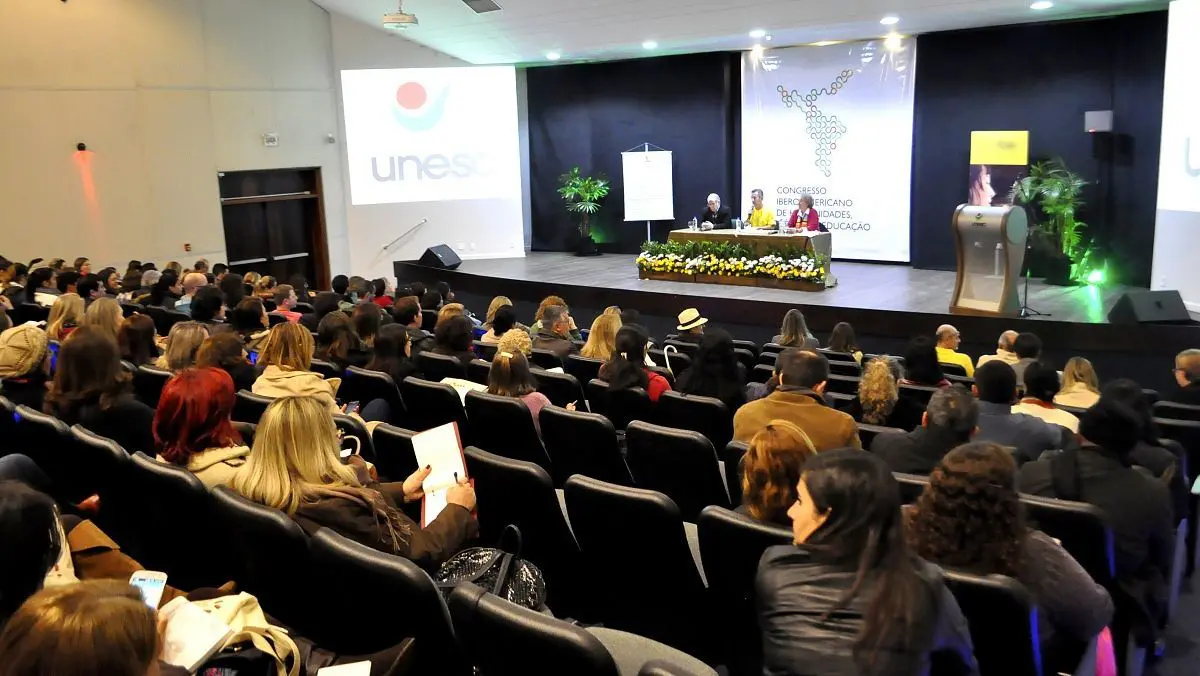 Unesc promove congresso internacional sobre Educação em Criciúma