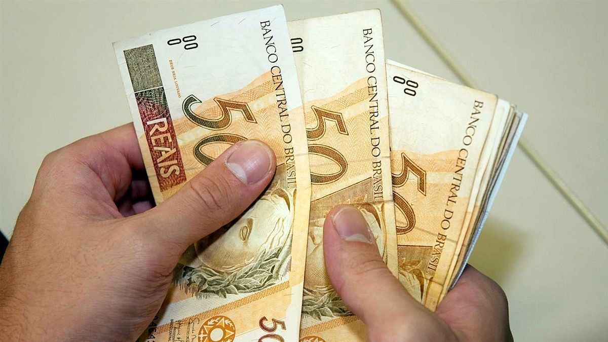 Governo Federal começa a pagar auxílio emergencial de R$ 600 na quinta-feira