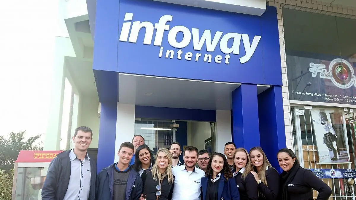 Neoveneziana Infoway Internet reinaugura loja em Siderópolis