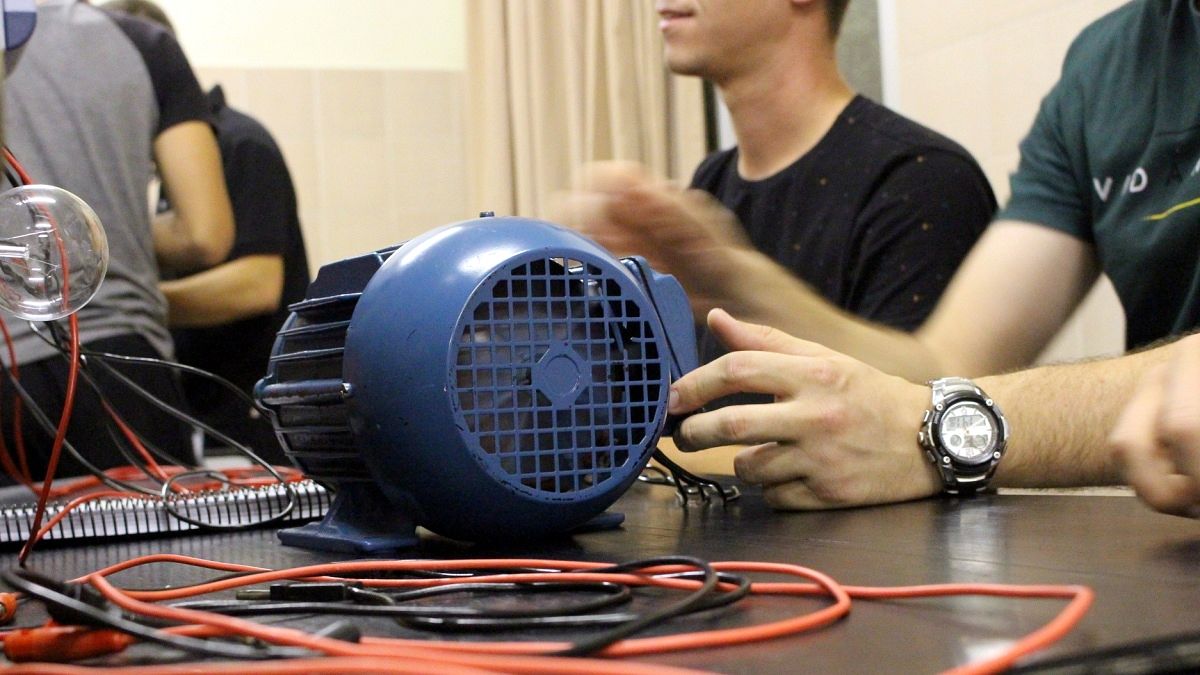 Cursos Técnicos Noturnos da Satc estão com matrículas abertas 1 TécnicoNoturno (1)